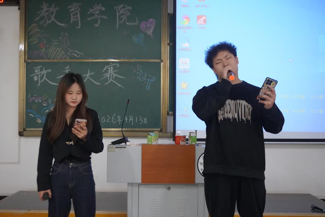 c1b831721c60e15d4309afff3eb7d8ea